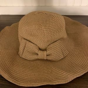 Straw sun hat NWOT